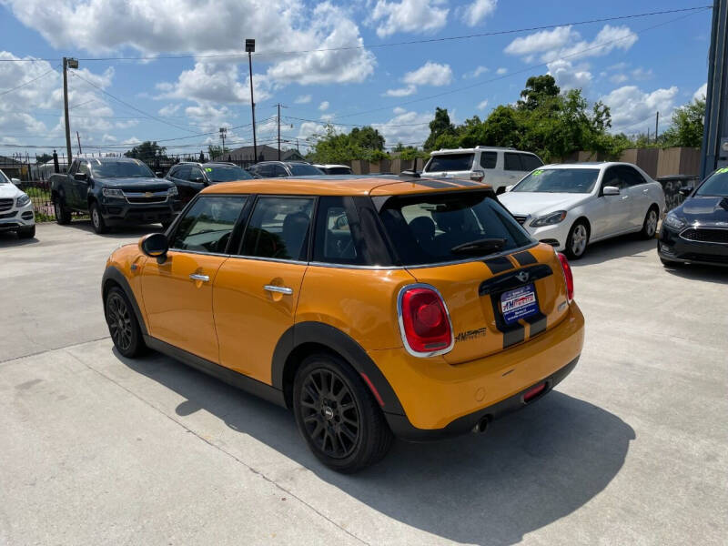 2016 MINI Hardtop 4 Door Cooper