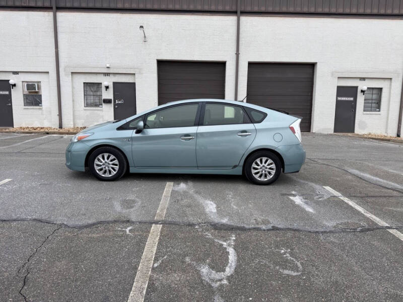 2012 Toyota Prius Plug-in Hybrid Advanced