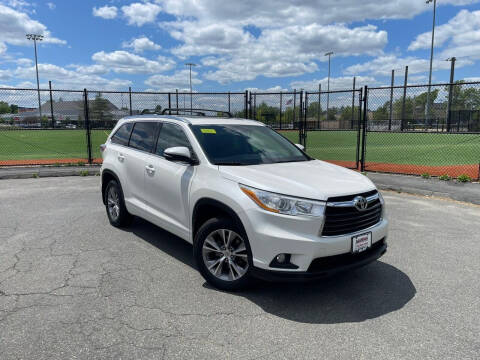 2014 Toyota Highlander for sale at Maxima Auto Sales in Malden MA