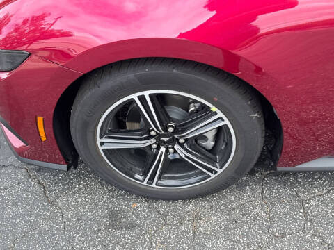 2025 Ford Mustang EcoBoost