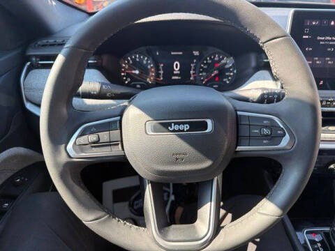 2023 Jeep Compass Latitude Lux