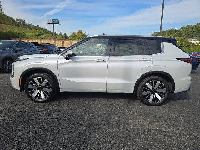 2025 Mitsubishi Outlander SEL