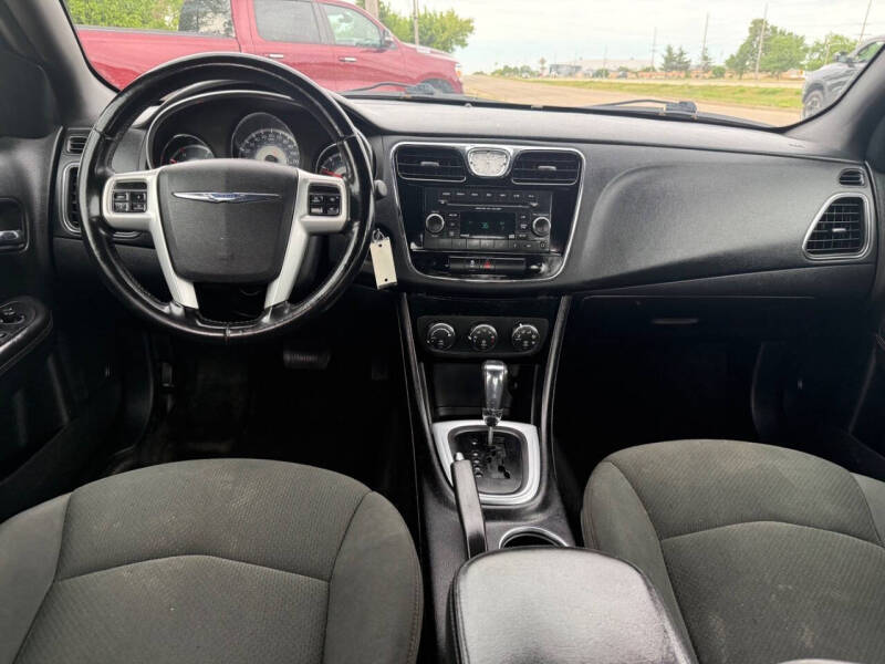 2012 Chrysler 200 Touring