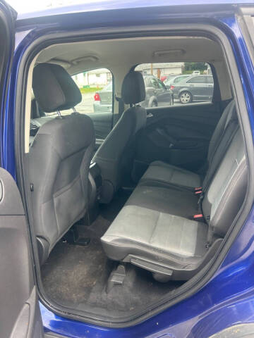 2015 Ford Escape SE