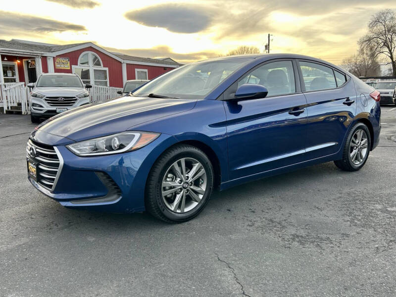 2017 Hyundai Elantra SE's photo