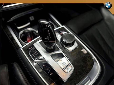 2017 BMW 7 Series 750i