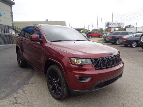 2018 Jeep Grand Cherokee for sale at Quattro Motors 2 - 1 in Redford MI