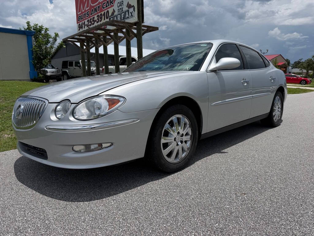 Silver 2009 Buick LaCrosse CX CX 4dr Sedan 1