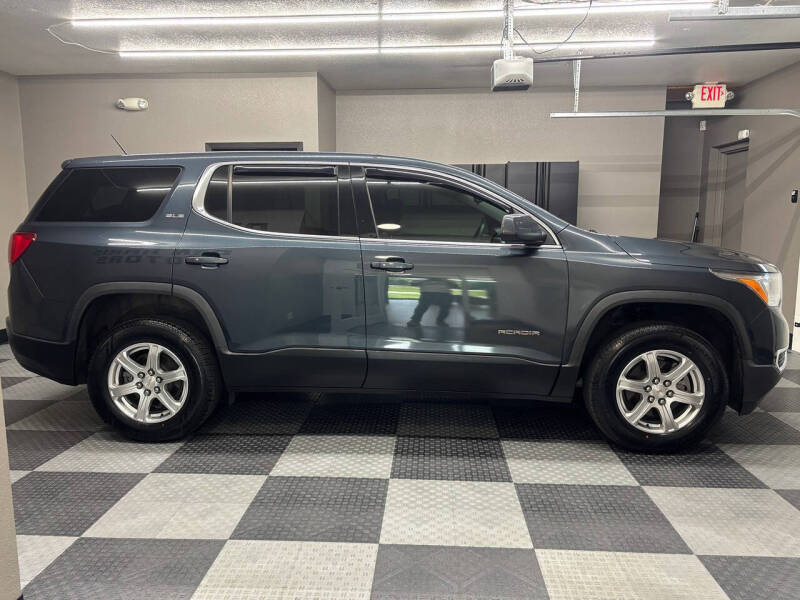 2019 GMC Acadia SLE-1