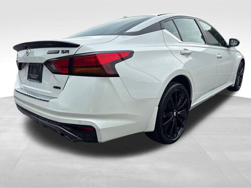 2022 Nissan Altima 2.5 SR