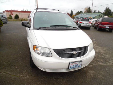 2004 Chrysler Town and Country Touring