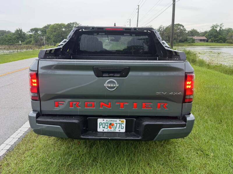 2024 Nissan Frontier SV