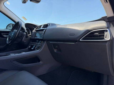 2017 Jaguar F-PACE 35t Premium