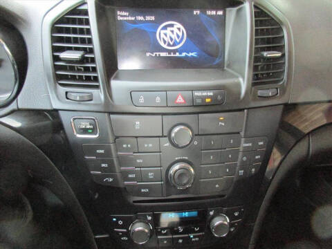 2013 Buick Regal Premium 2