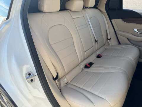 2022 Mercedes-Benz GLC GLC 300 4MATIC