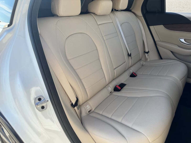 2022 Mercedes-Benz GLC GLC 300 4MATIC