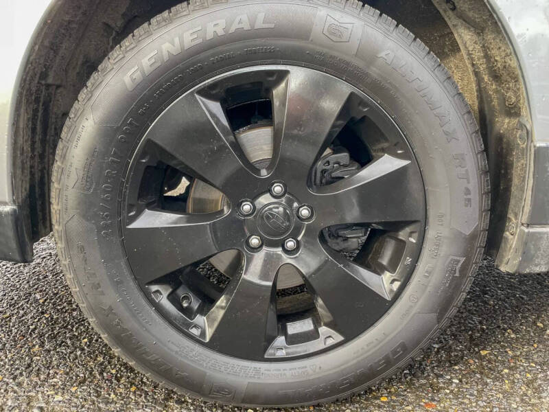 2010 Subaru Outback 2.5i Premium