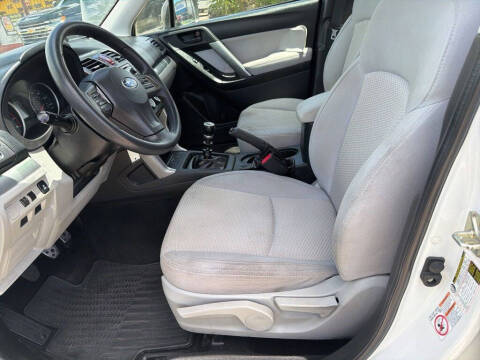 2014 Subaru Forester 2.5i