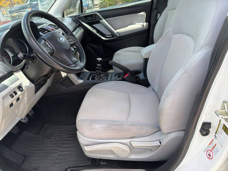2014 Subaru Forester 2.5i