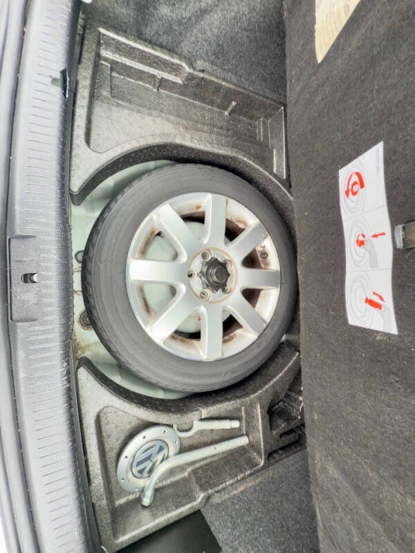 2006 Volkswagen Rabbit