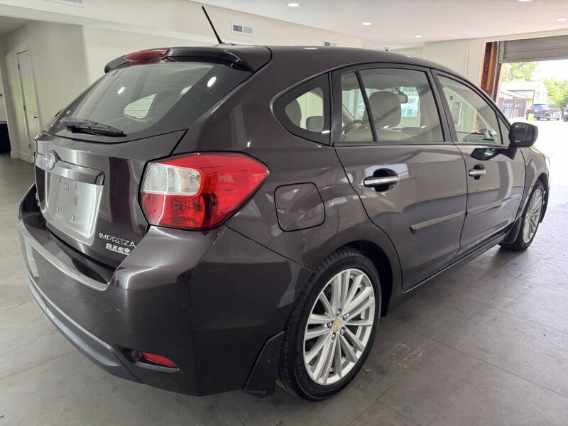2012 Subaru Impreza 2.0i Limited