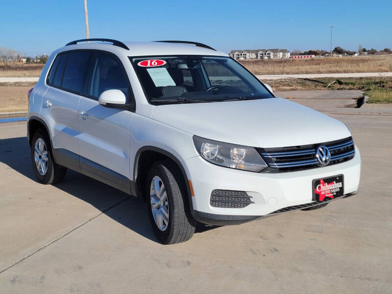 2016 Volkswagen Tiguan SEL photo 2