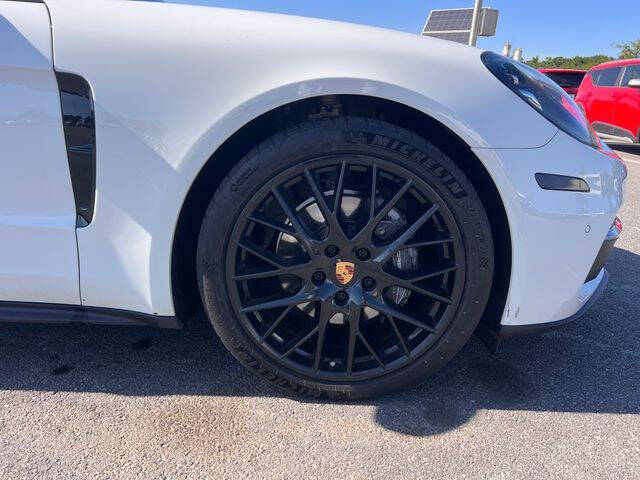 2019 Porsche Panamera 4
