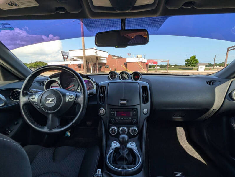 2020 Nissan 370Z Sport