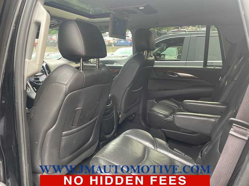 2017 Cadillac Escalade Luxury
