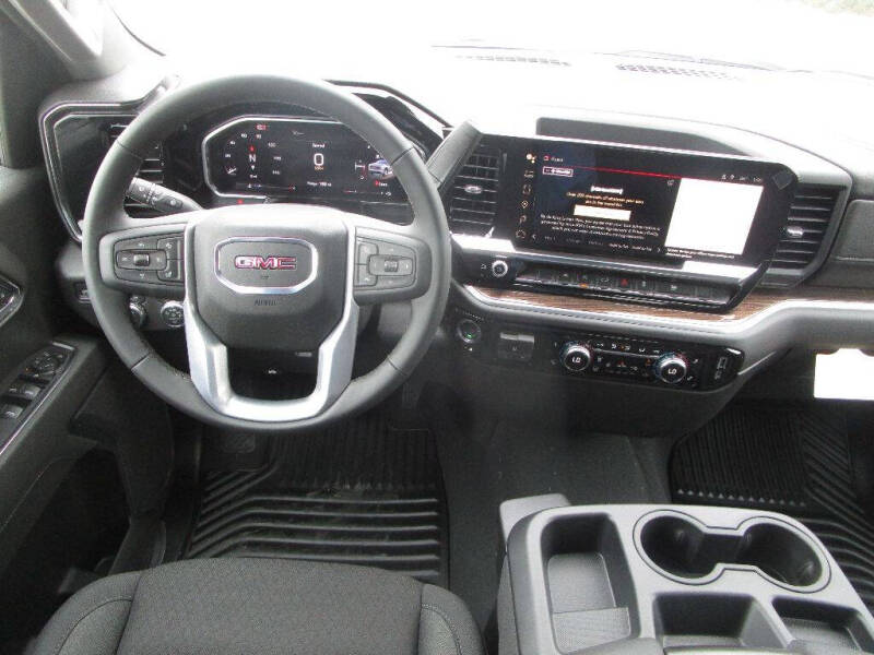 2026 GMC Sierra 1500 Elevation Standard