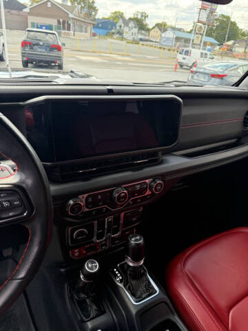 2024 Jeep Wrangler Rubicon 392