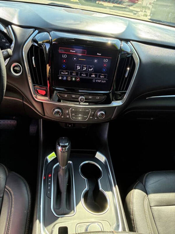 2020 Chevrolet Traverse LT Leather