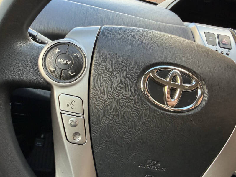 2015 Toyota Prius v Two