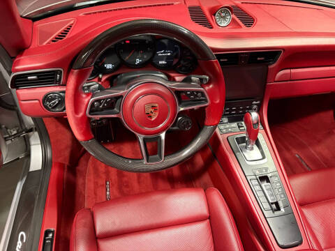2017 Porsche 911