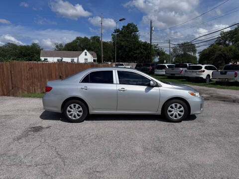2013 Toyota Corolla LE