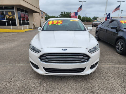 2013 Ford Fusion SE