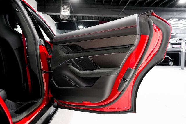 2023 Porsche Taycan GTS