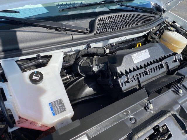 2024 Chevrolet Express 2500