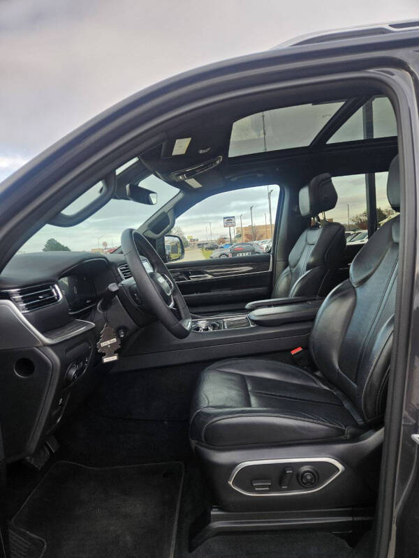 2022 Jeep Wagoneer Series II