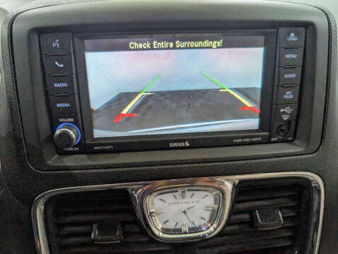 2013 Chrysler Town and Country Touring