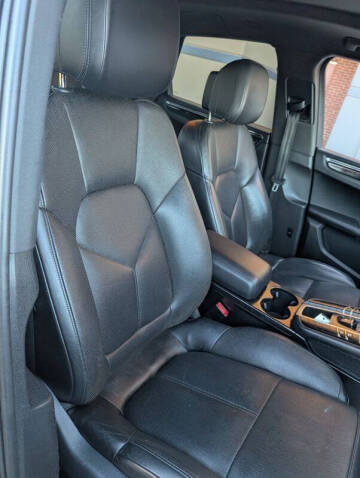 2016 Porsche Macan S