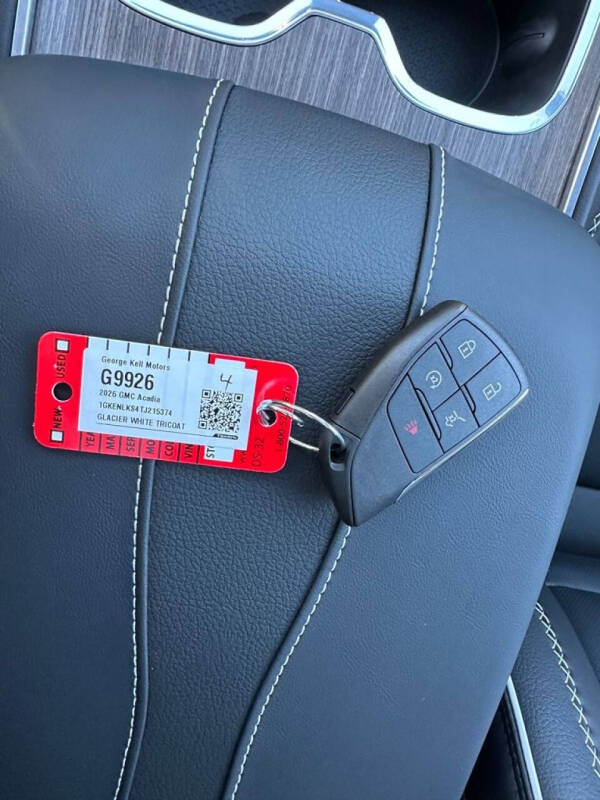 2026 GMC Acadia Denali