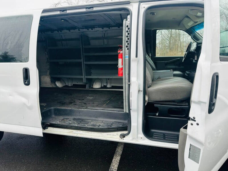 2018 GMC Savana 3500