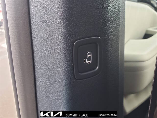 2025 Kia Carnival SX Prestige