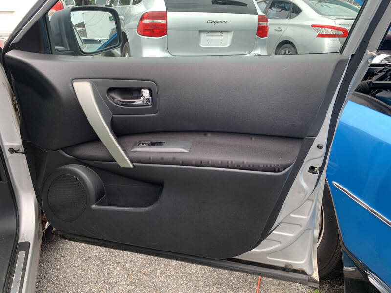 2012 Nissan Rogue SV w/SL Package