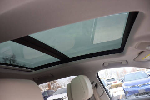 2022 Audi e-tron quattro Premium Plus