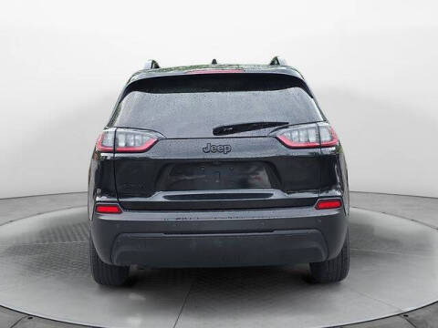 2023 Jeep Cherokee Altitude Lux