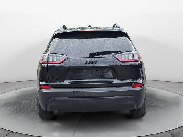 2023 Jeep Cherokee Altitude Lux