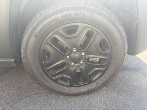 2017 Jeep Renegade Deserthawk