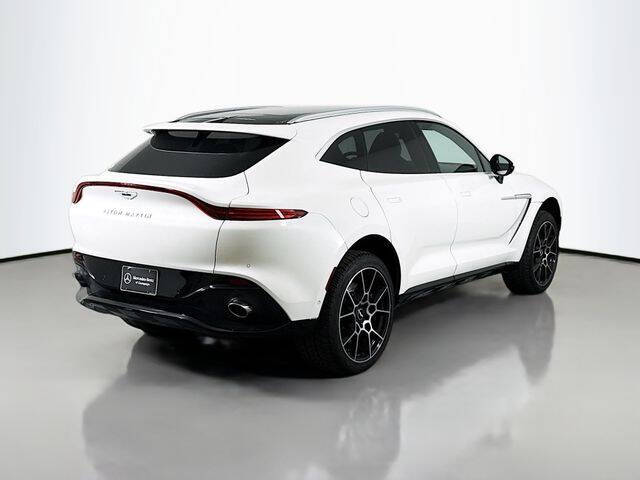 2021 Aston Martin DBX